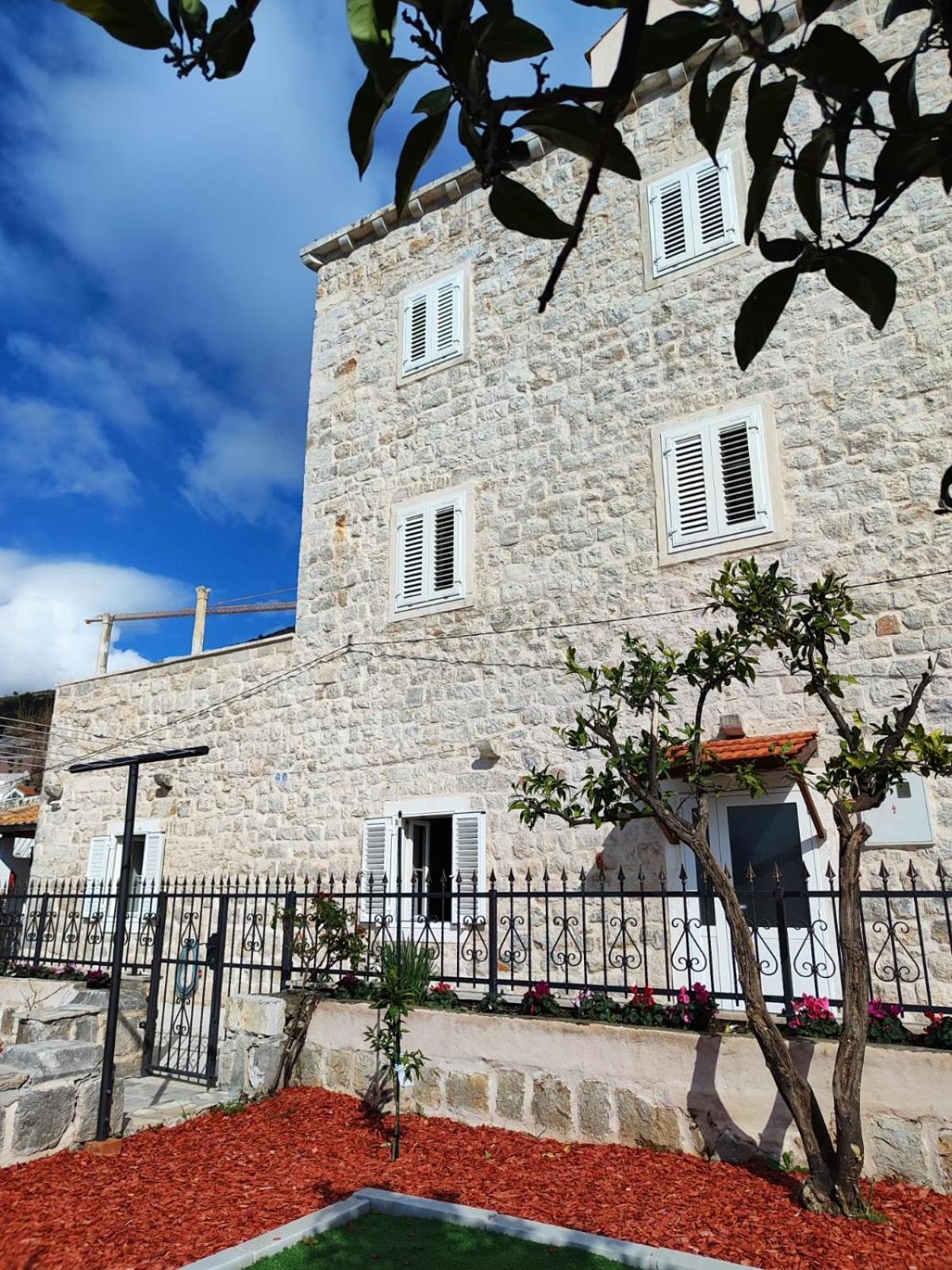 Apartments Harriet Ντουμπρόβνικ Εξωτερικό φωτογραφία