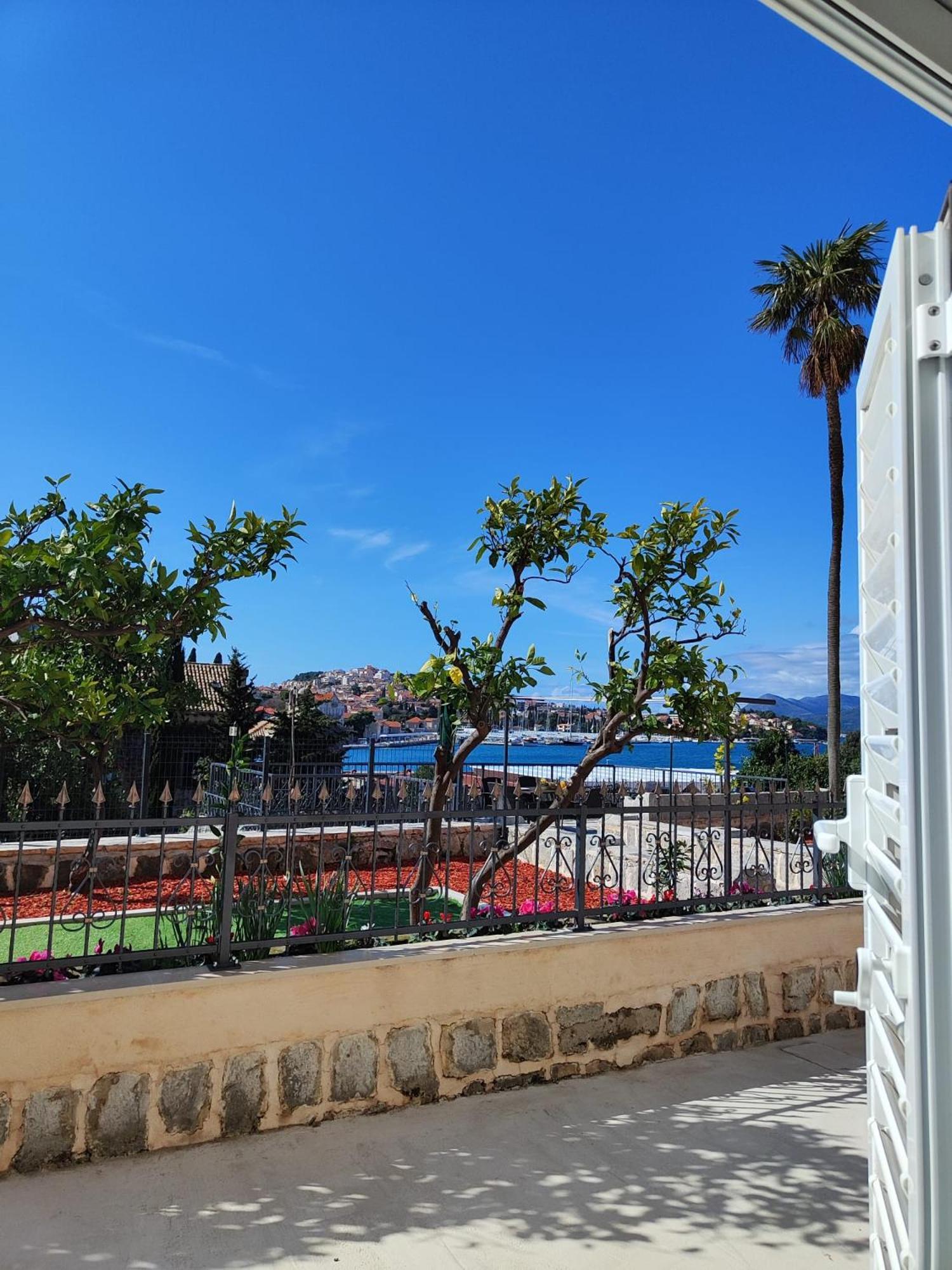 Apartments Harriet Ντουμπρόβνικ Εξωτερικό φωτογραφία